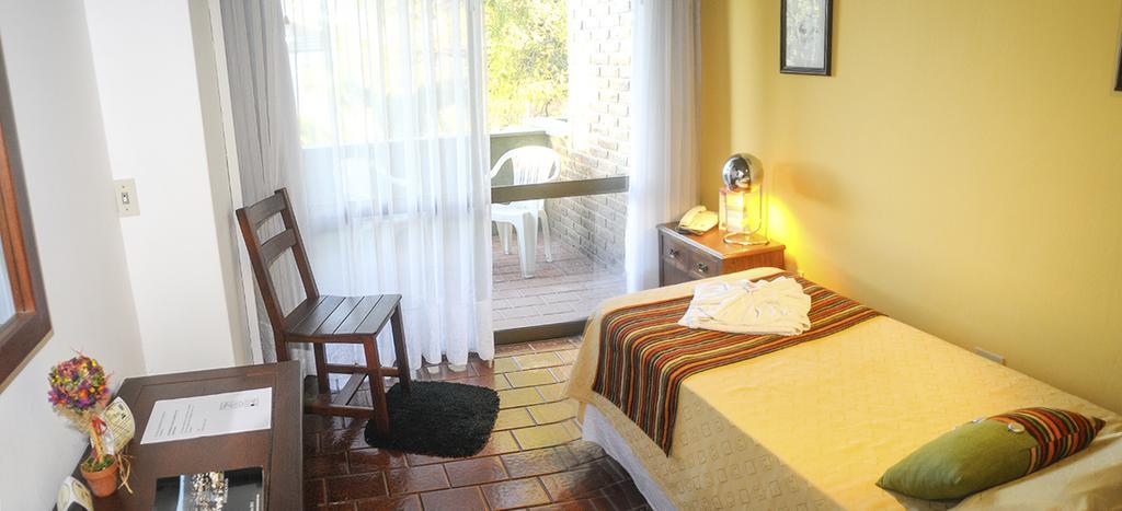 Hotel Costa Azul Cassaffousth Экстерьер фото